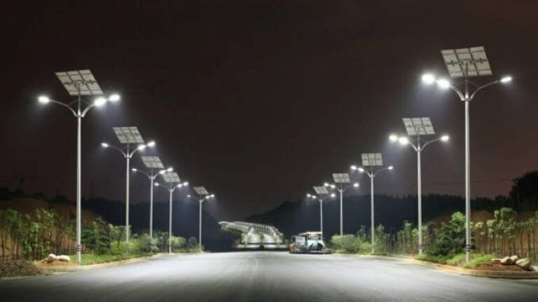 Модернізація вуличного освітлення і світлодіодні вуличні ліхтарі на сонячних батареях